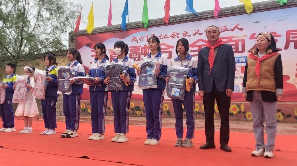 天诚配资 青海一农民工成立“宝祥奖学基金”捐资助学21年